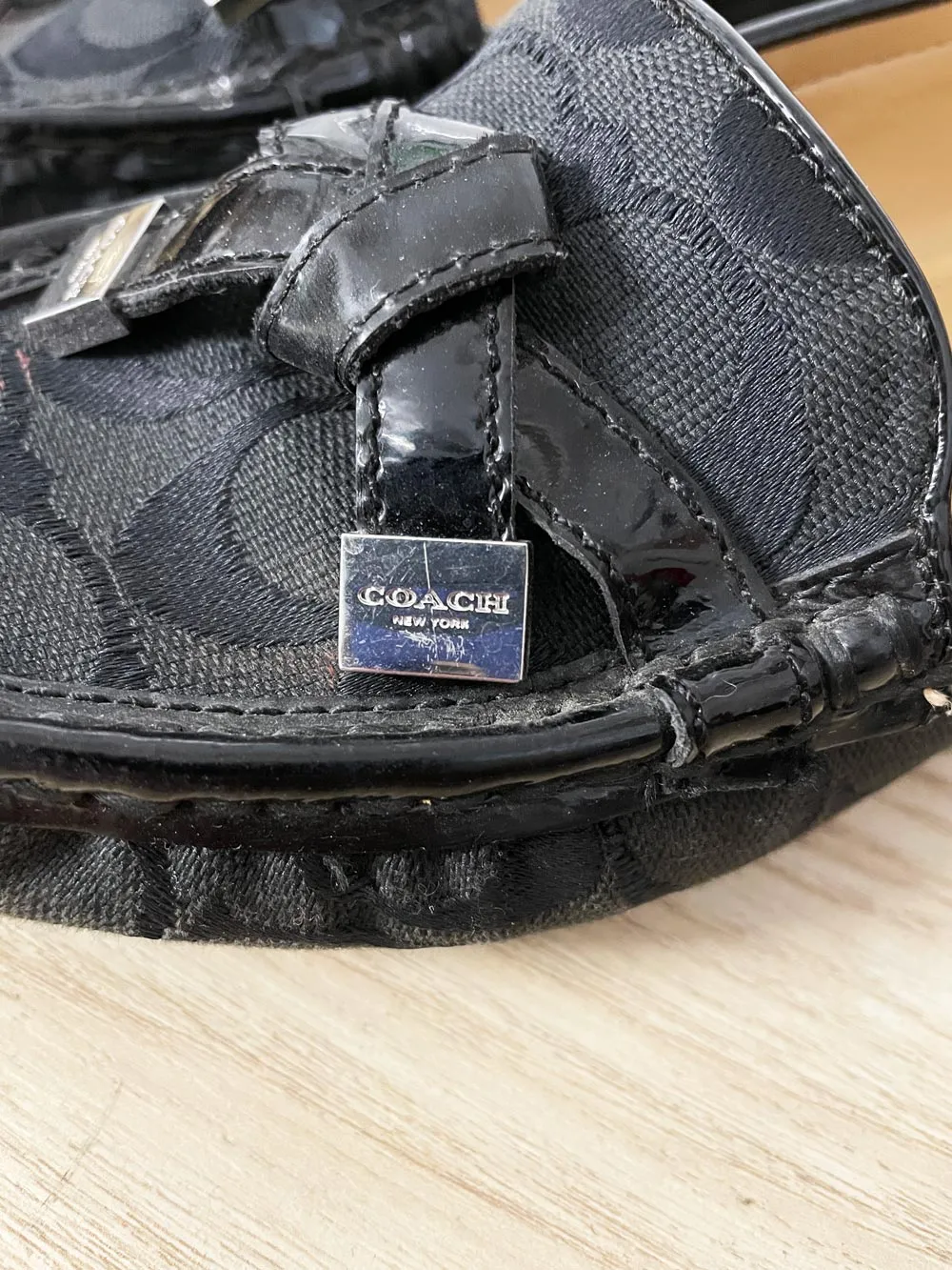 coach frida signature print loafer with patent bow sold by Good Market Thrift Store product image thumbnail 2