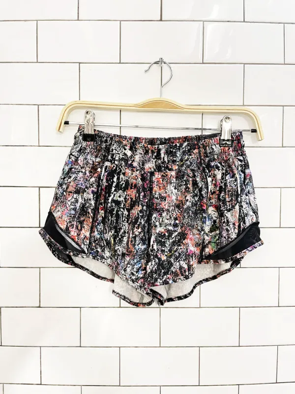 lululemon 2019 hotty hot short 2.5" swift sold by Good Market Thrift Store
