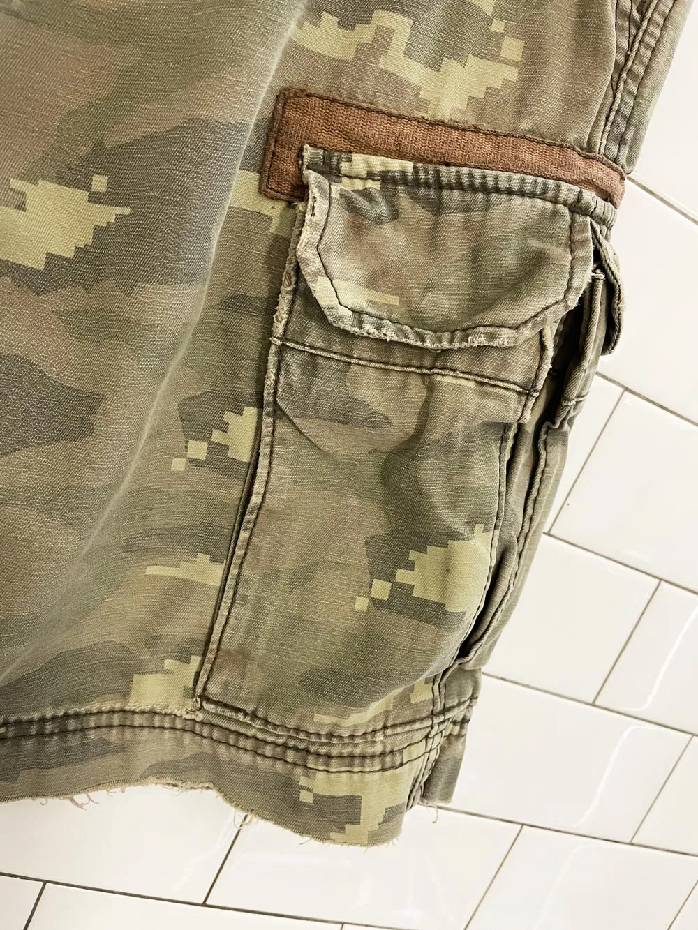 levi's pixel camo long cargo shorts sold by Good Market Thrift Store product image thumbnail 3