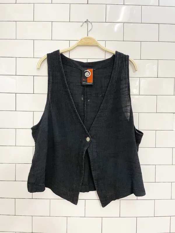 vintage 90s edin grunge textured vest top sold by Good Market Thrift Store