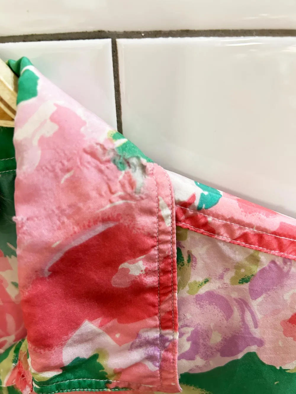 vintage 90s HER silk floral blouse sold by Good Market Thrift Store product image thumbnail 3