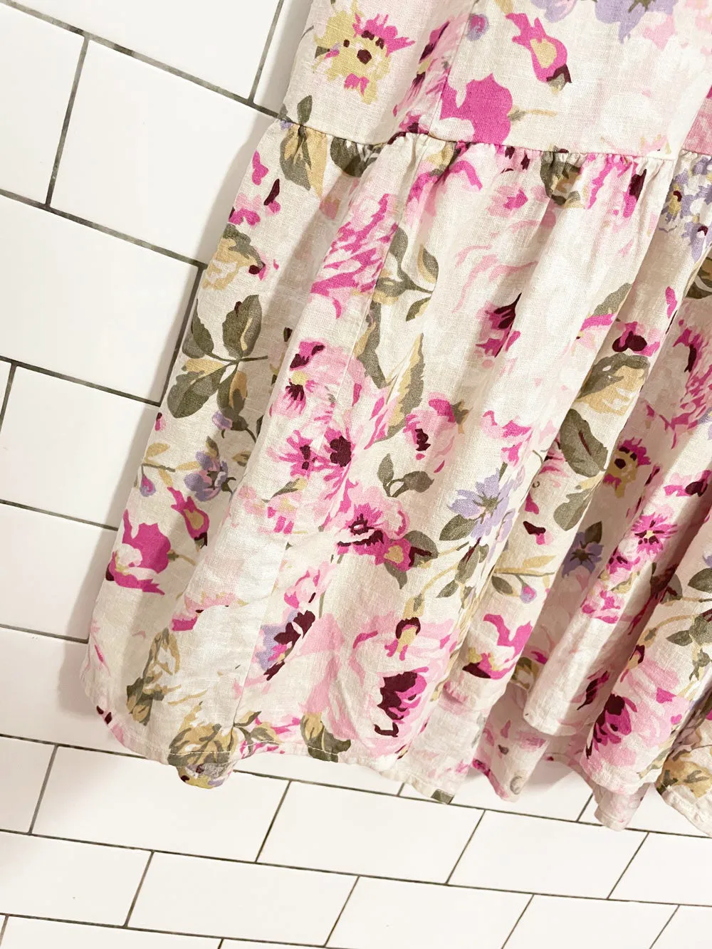 reitmans x the birds papaya linen-blend floral midi dress sold by Good Market Thrift Store product image thumbnail 5