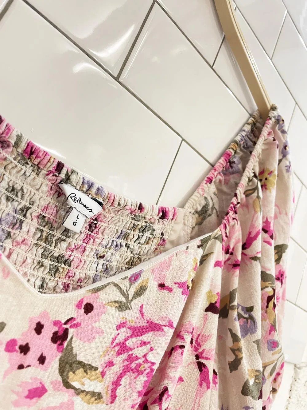 reitmans x the birds papaya linen-blend floral midi dress sold by Good Market Thrift Store product image thumbnail 2