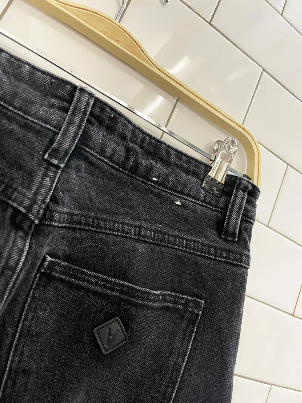 abrand a 94 high and wide baggy jeans | revolve | urban outfitters sold by Good Market Thrift Store product image thumbnail 2