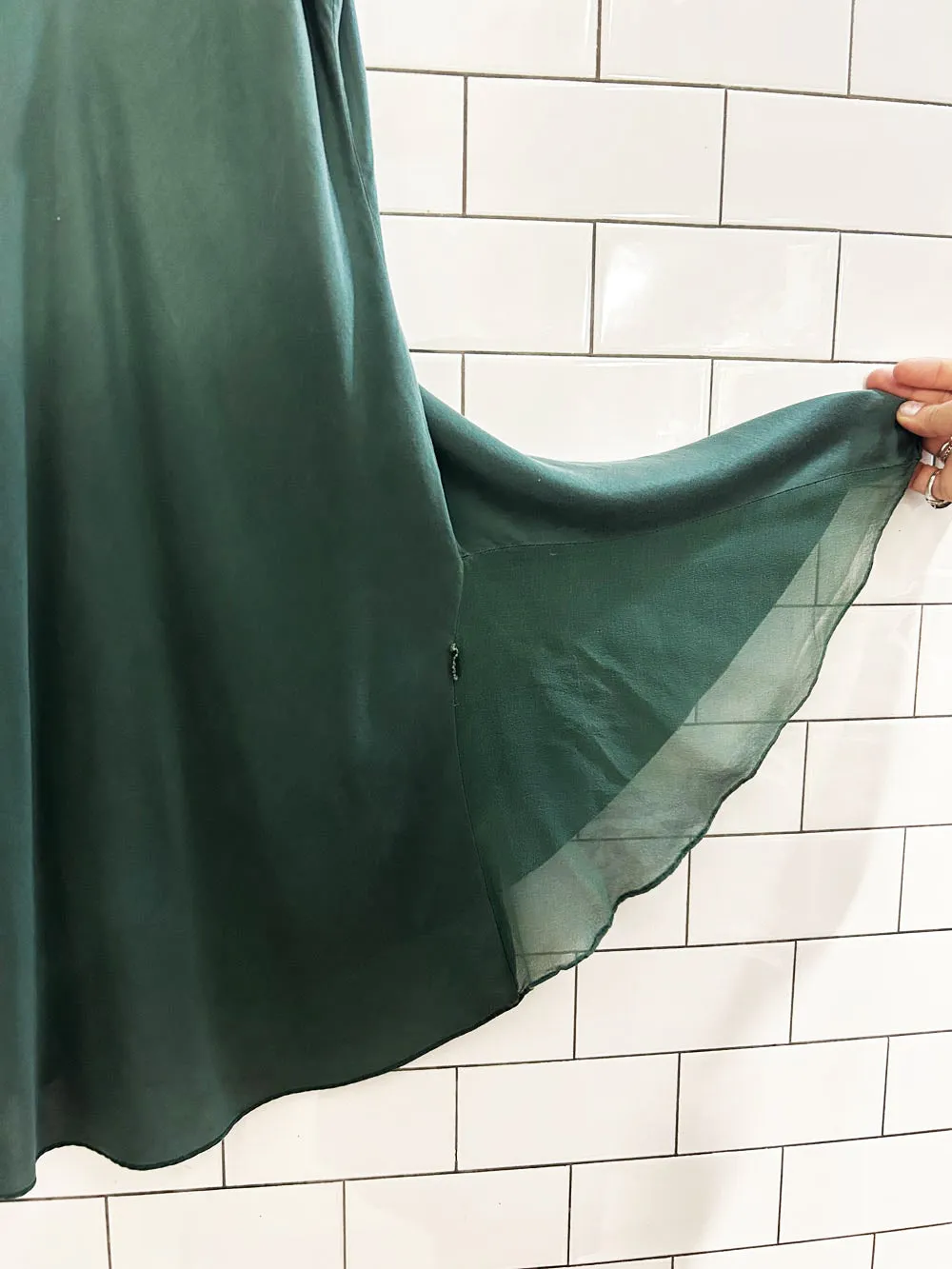 la senza 100% silk lingerie chiffon pleat slip dress sold by Good Market Thrift Store product image thumbnail 5