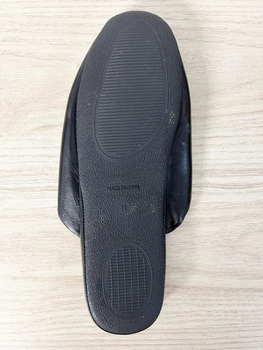 danier minimal leather slip on mules sold by Good Market Thrift Store product image thumbnail 5