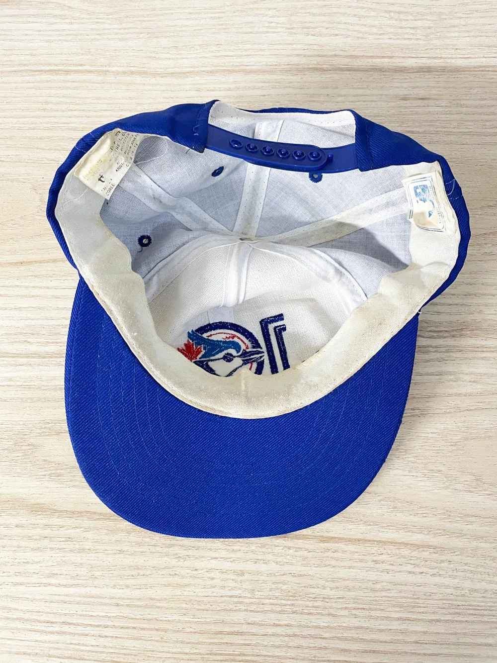vintage 86 blue jays mlb snapback hat sold by Good Market Thrift Store product image thumbnail 4