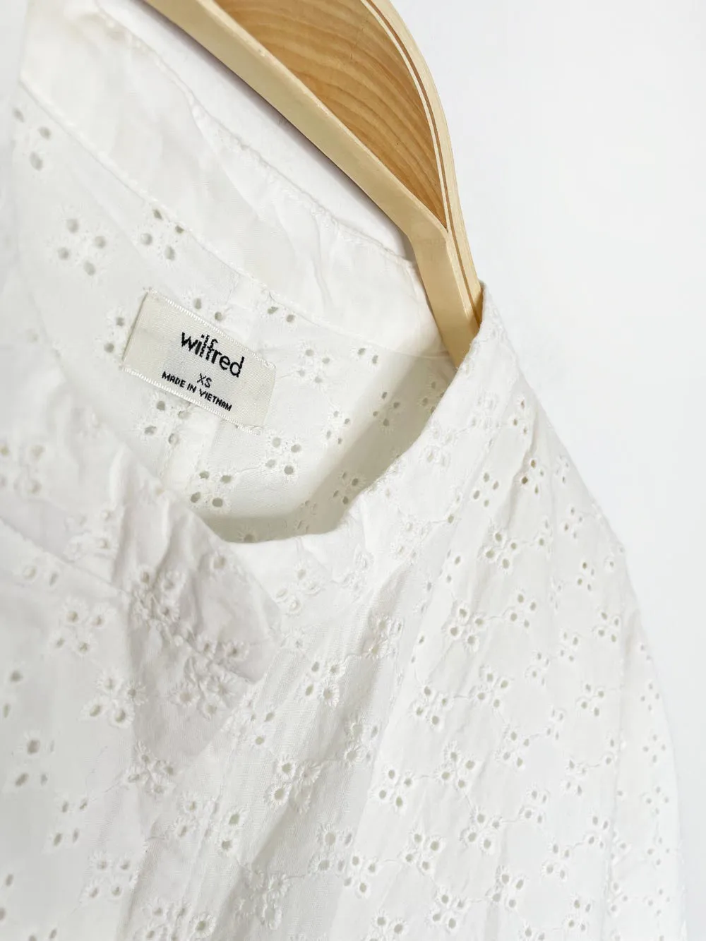 wilfred loren eyelet blouse | aritzia sold by Good Market Thrift Store product image thumbnail 3