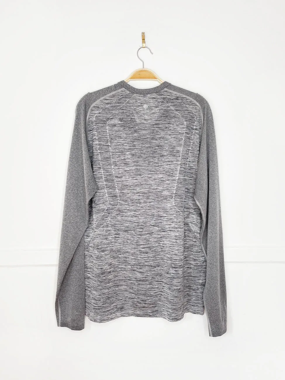 lululemon metal tech vent long sleeve henley sold by Good Market Thrift Store product image thumbnail 4