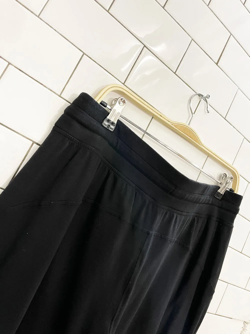 lululemon 2022 ready to rulu high rise jogger sold by Good Market Thrift Store product image thumbnail 5