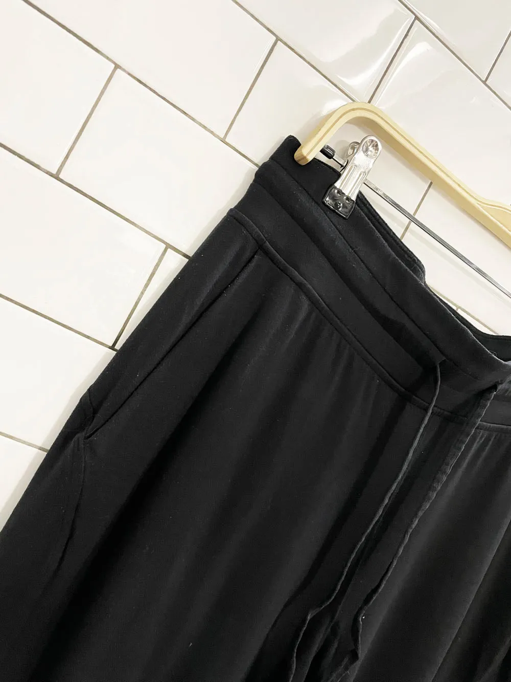 lululemon 2022 ready to rulu high rise jogger sold by Good Market Thrift Store product image thumbnail 3