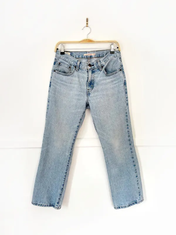 levi's middy ankle bootcut jeans sold by Good Market Thrift Store