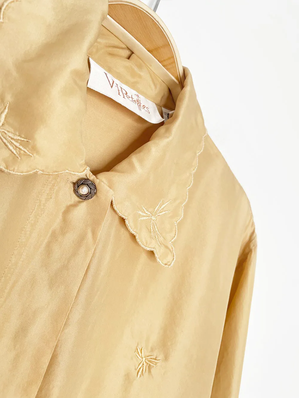 vintage 80s vipetites 100% silk embroidered collar blouse sold by Good Market Thrift Store product image thumbnail 2