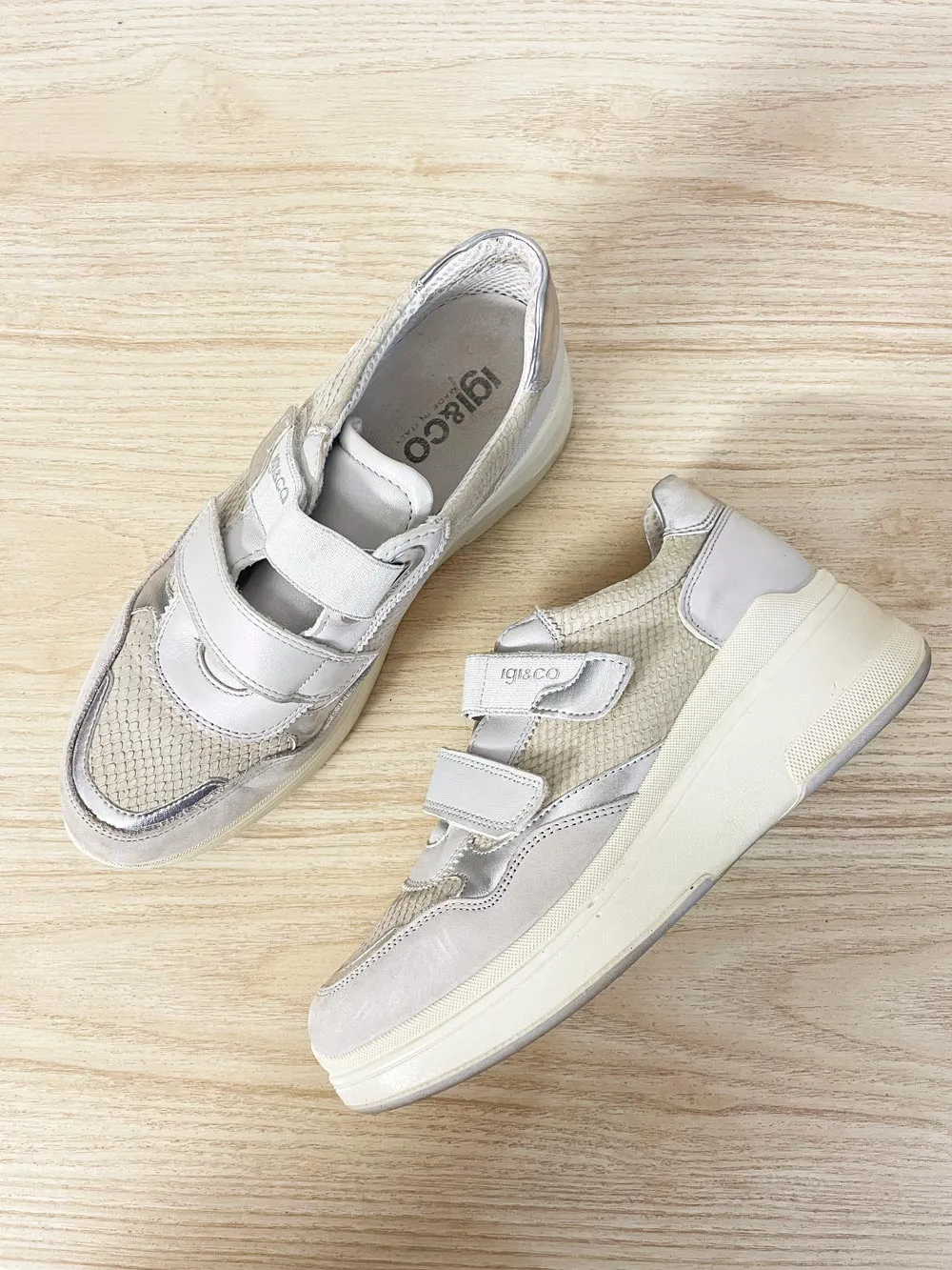 igi&co metallic leather velcro platform sneakers | made in Italy sold by Good Market Thrift Store