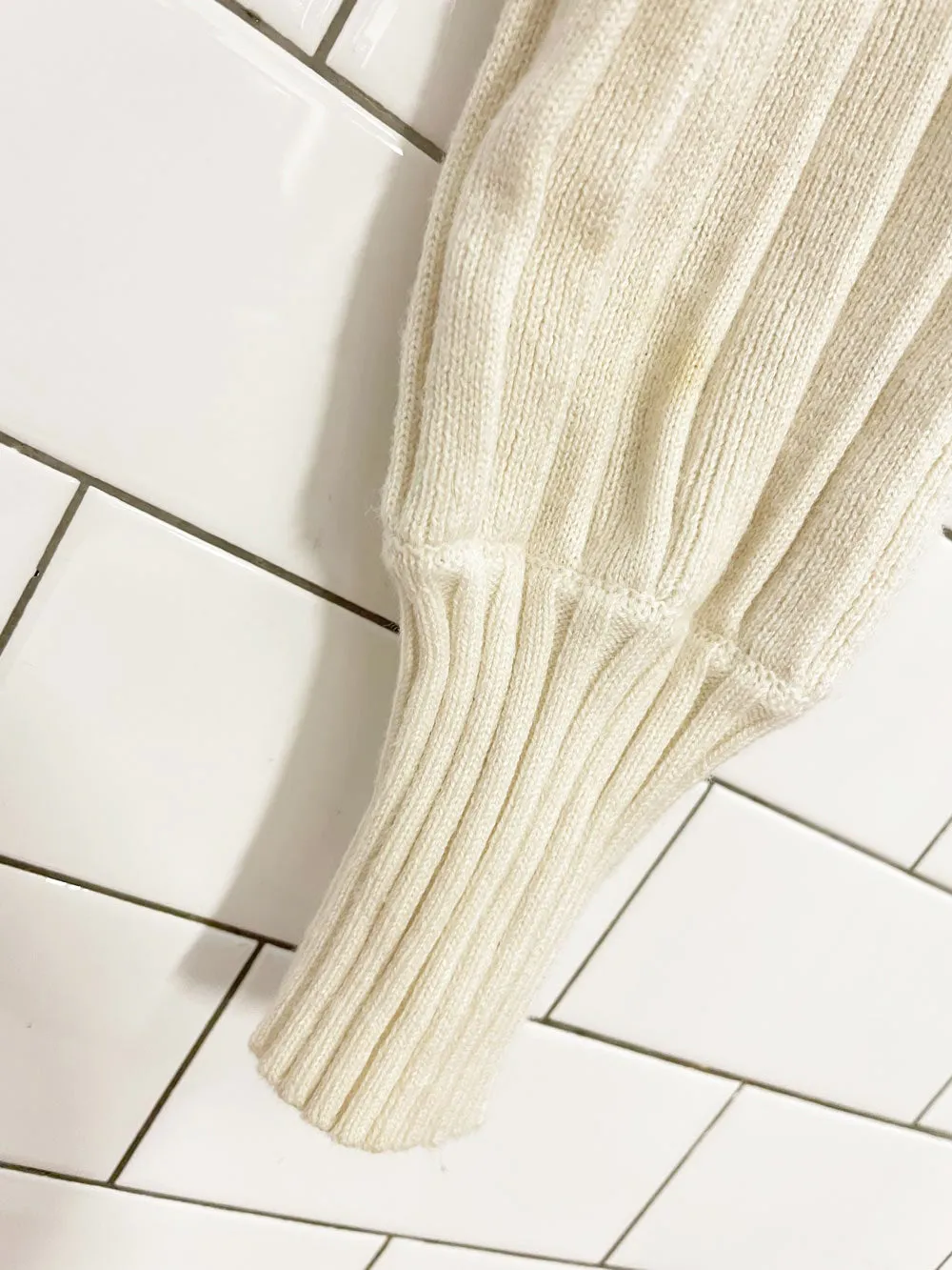 wilfred thais wool-blend balloon sleeve knit cardigan | aritzia sold by Good Market Thrift Store product image thumbnail 5