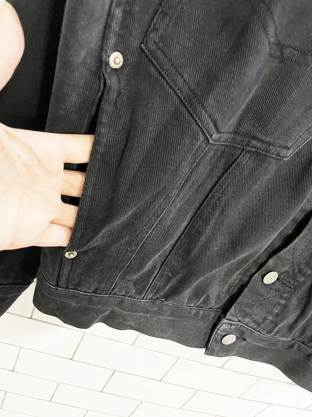 vintage 80s bluenotes oversized black denim jacket sold by Good Market Thrift Store product image thumbnail 4