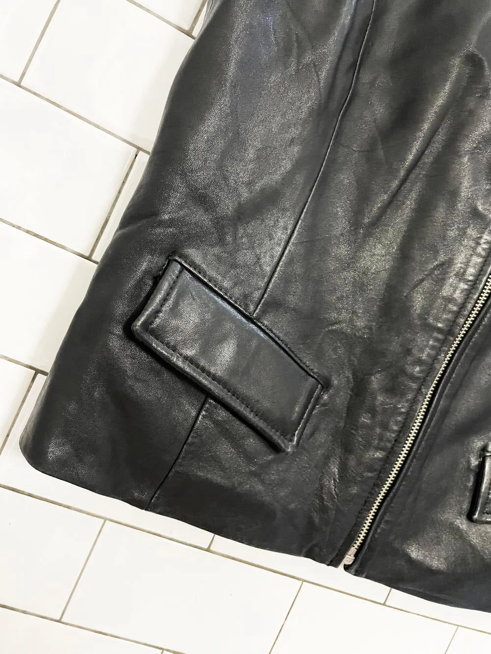 vintage 00s neiman marcus butter leather minimal zip vest sold by Good Market Thrift Store product image thumbnail 3