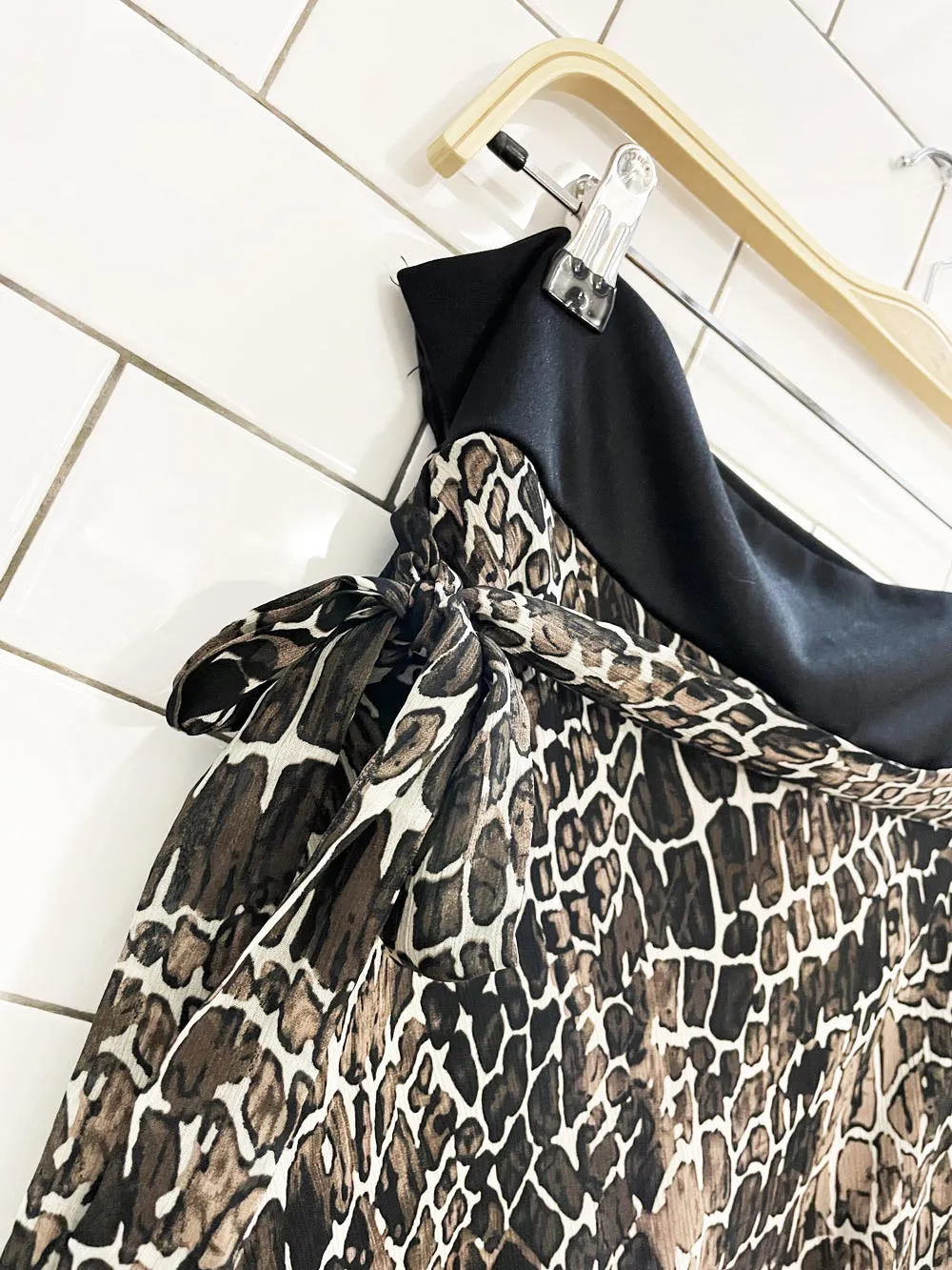 y2k frankie & missy chiffon animal print midi skirt sold by Good Market Thrift Store product image thumbnail 2