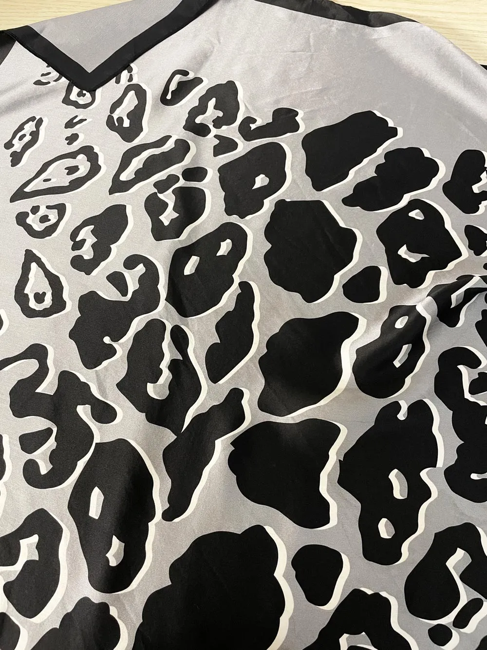 roccobarocco 100% silk animal print square scarf sold by Good Market Thrift Store product image thumbnail 3