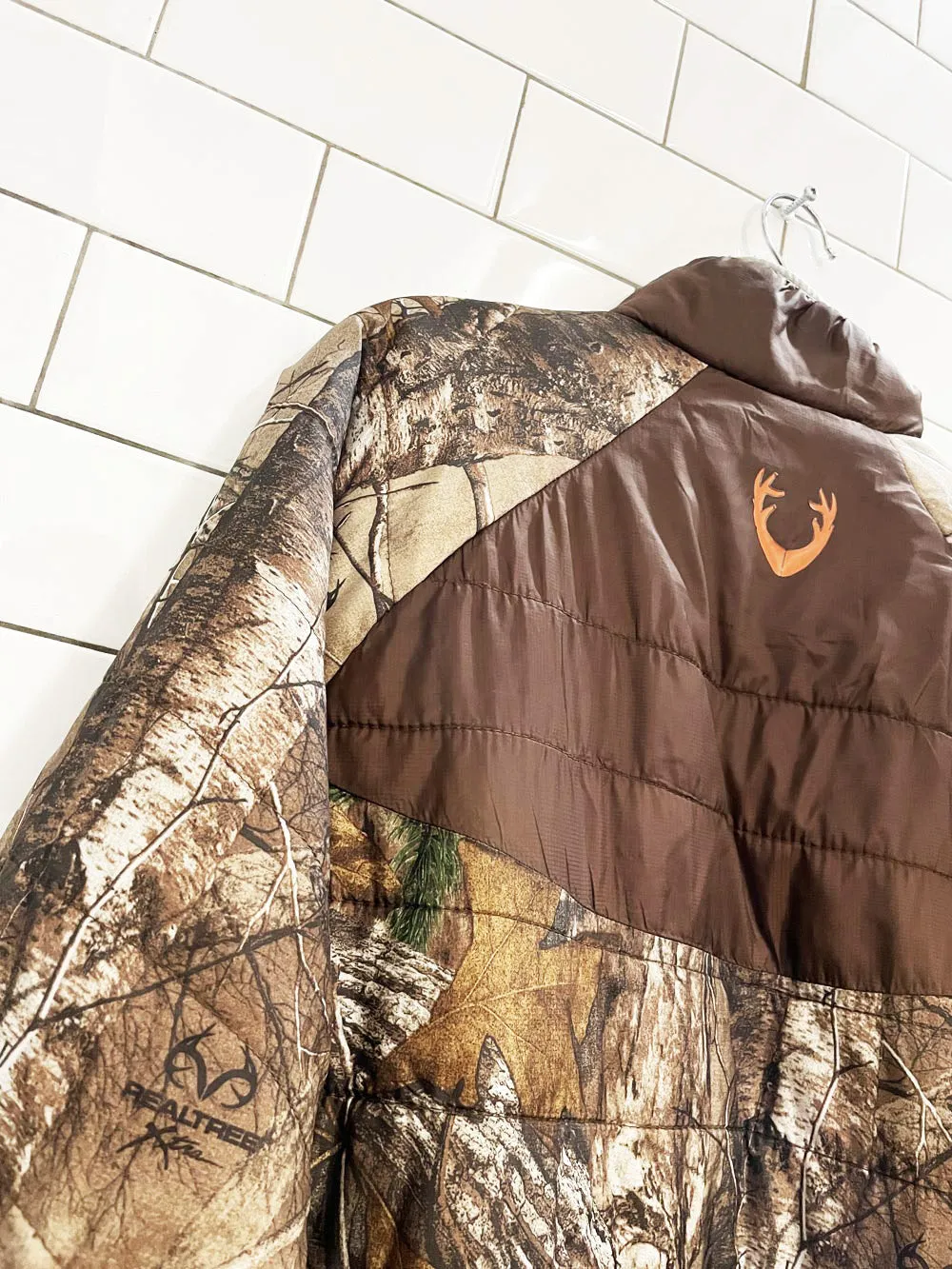 real tree huntshield light packable puffer jacket sold by Good Market Thrift Store product image thumbnail 2