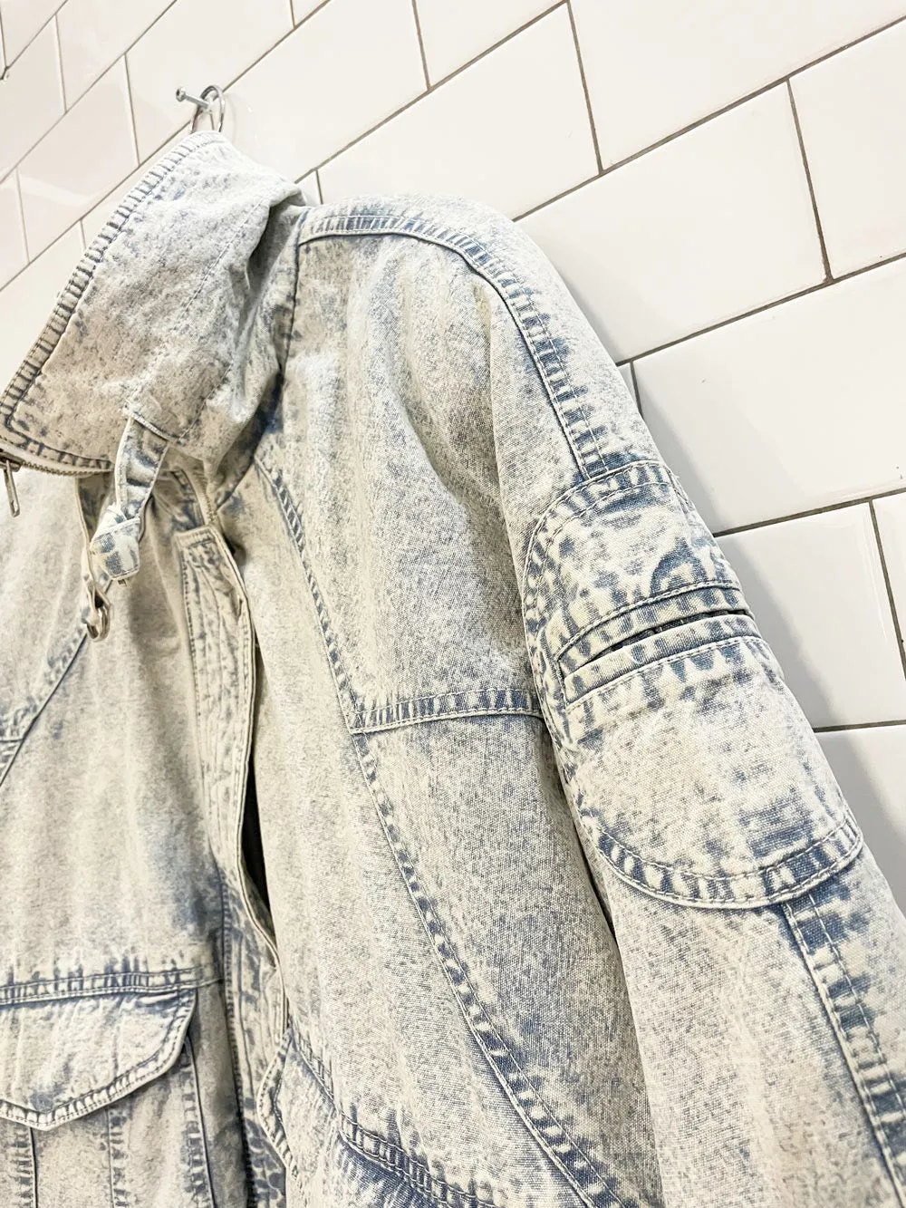 vintage 90s andy johns acid wash denim puffer parka sold by Good Market Thrift Store product image thumbnail 4