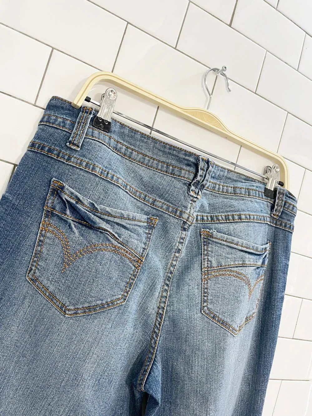 y2k milan low rise flare leg stretch jeans sold by Good Market Thrift Store product image thumbnail 2