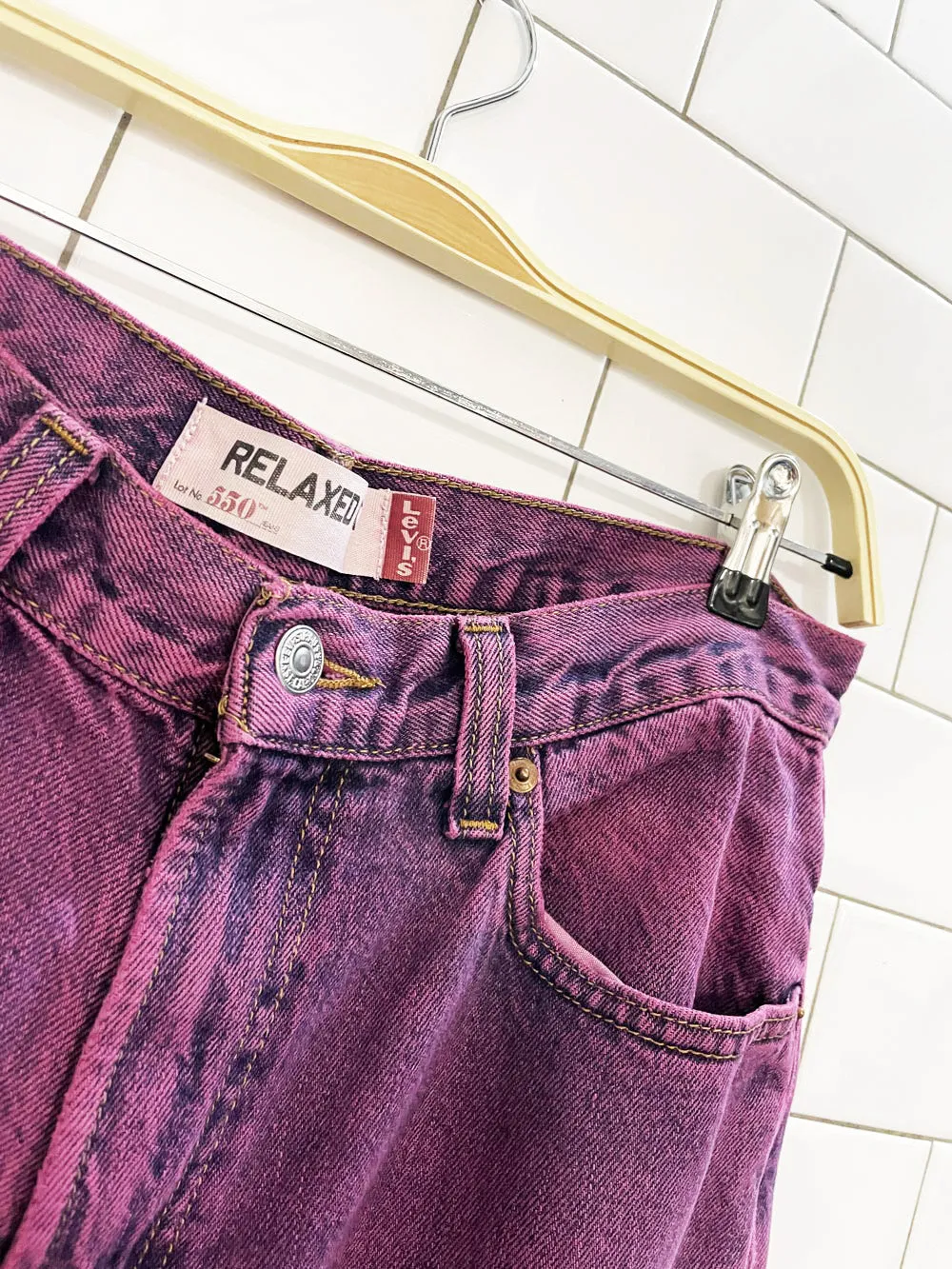 vintage 00s levi's 550 relaxed fit loose jeans sold by Good Market Thrift Store product image thumbnail 3