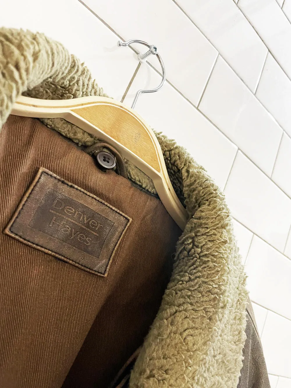 vintage denver hayes sherpa collar leather aviator bomber jacket sold by Good Market Thrift Store product image thumbnail 5