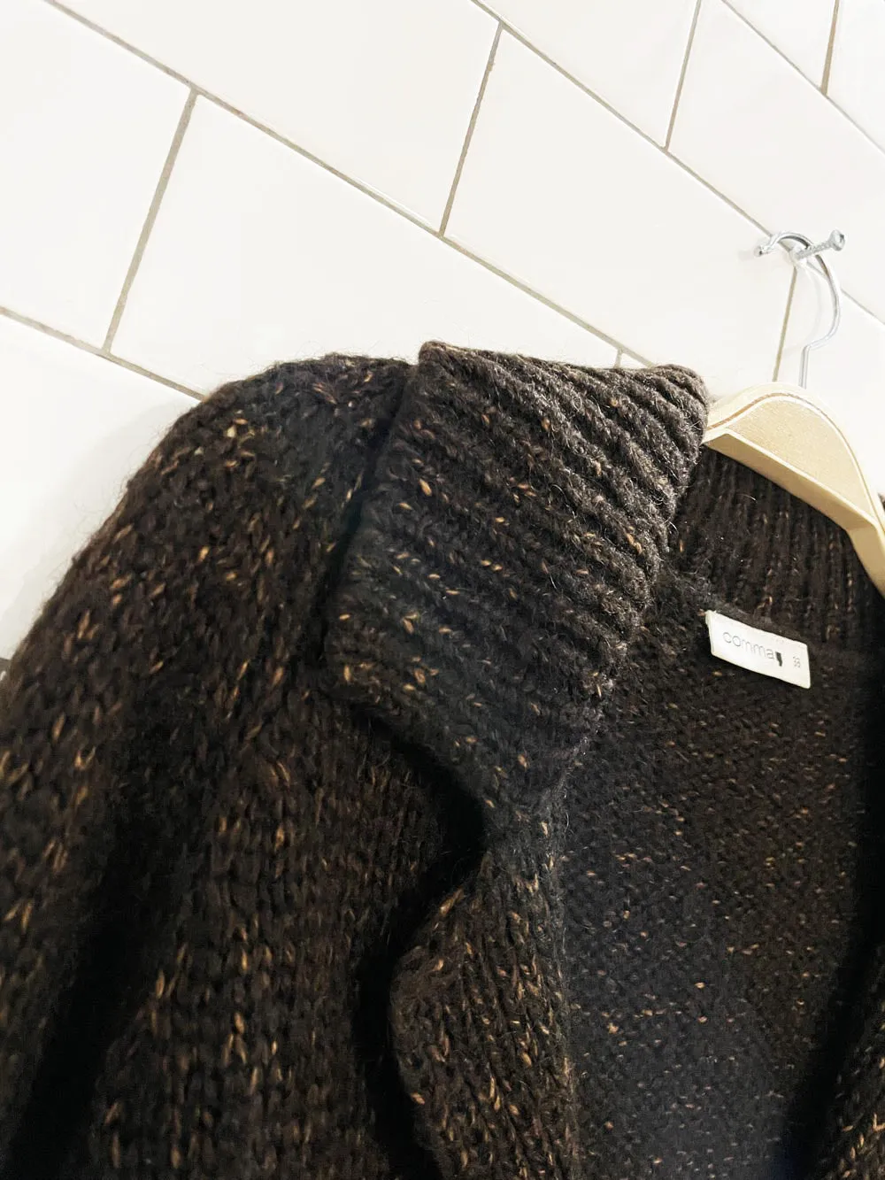 comma, wool-blend chunky knit cardigan sold by Good Market Thrift Store product image thumbnail 2