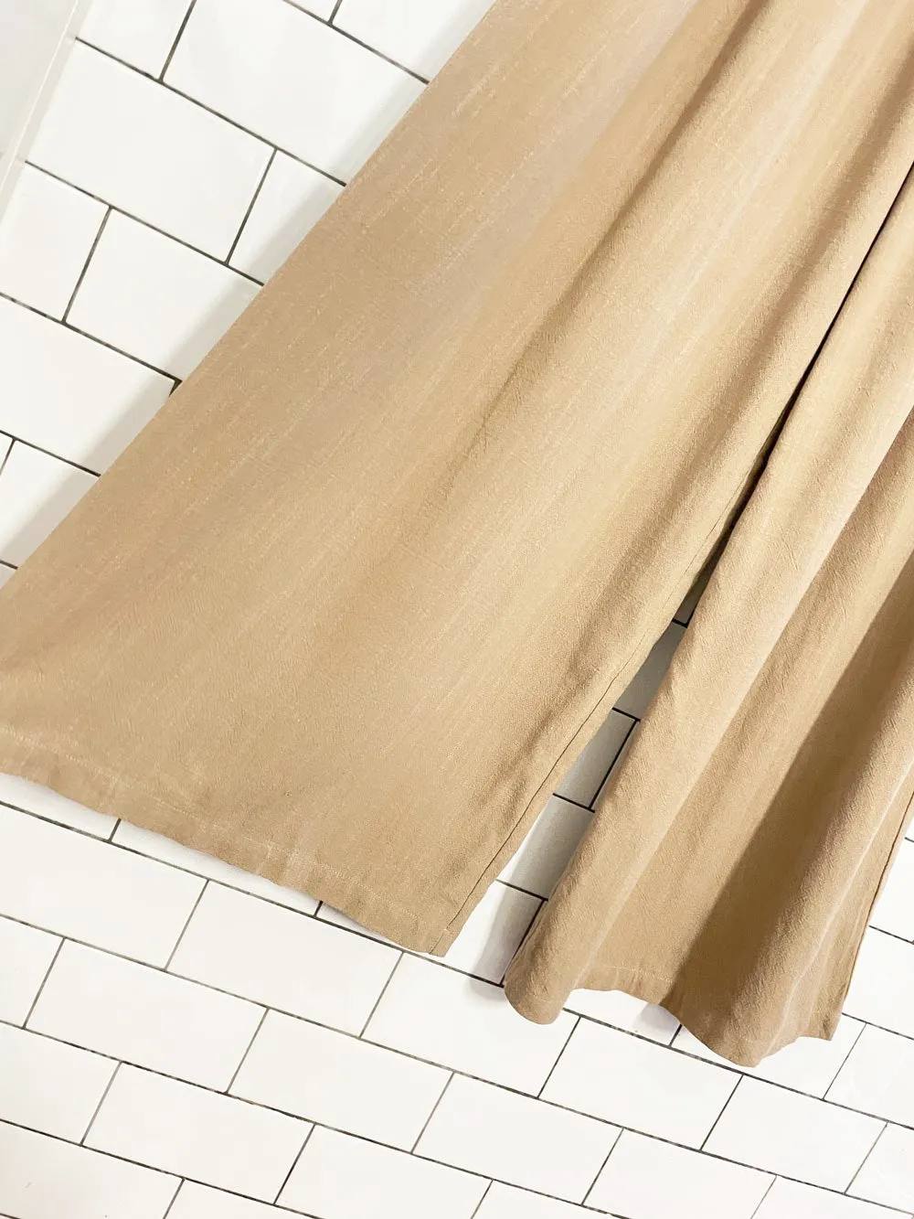 linen-blend smocked waist pleated wide leg pants sold by Good Market Thrift Store product image thumbnail 3