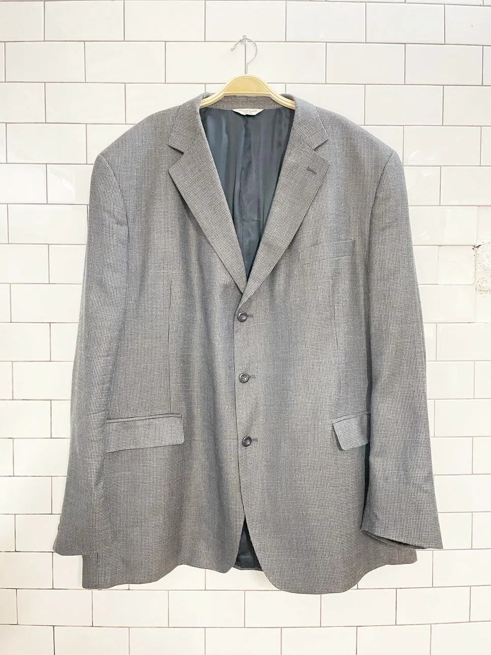 pronto uomo silk-wool menswear blazer | made in Chile sold by Good Market Thrift Store