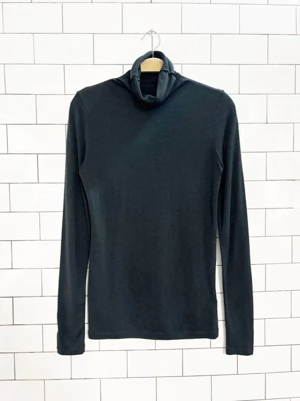 club monaco wool-cashmere blend light turtleneck sold by Good Market Thrift Store