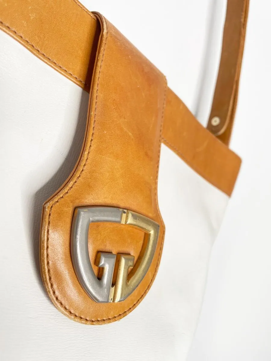 vintage gucci leather two-tone bucket bag | gold-tone hardware sold by Good Market Thrift Store product image thumbnail 3