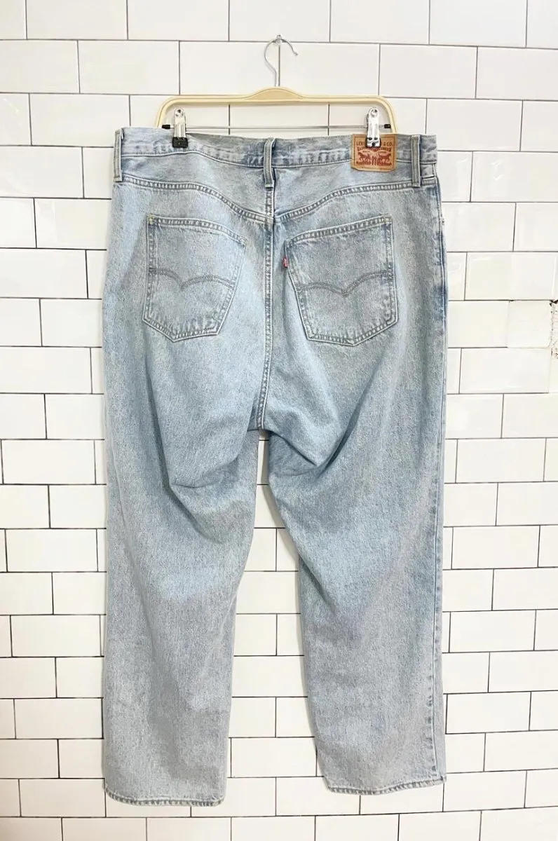 levi's 94 baggy ample jeans sold by Good Market Thrift Store product image thumbnail 4