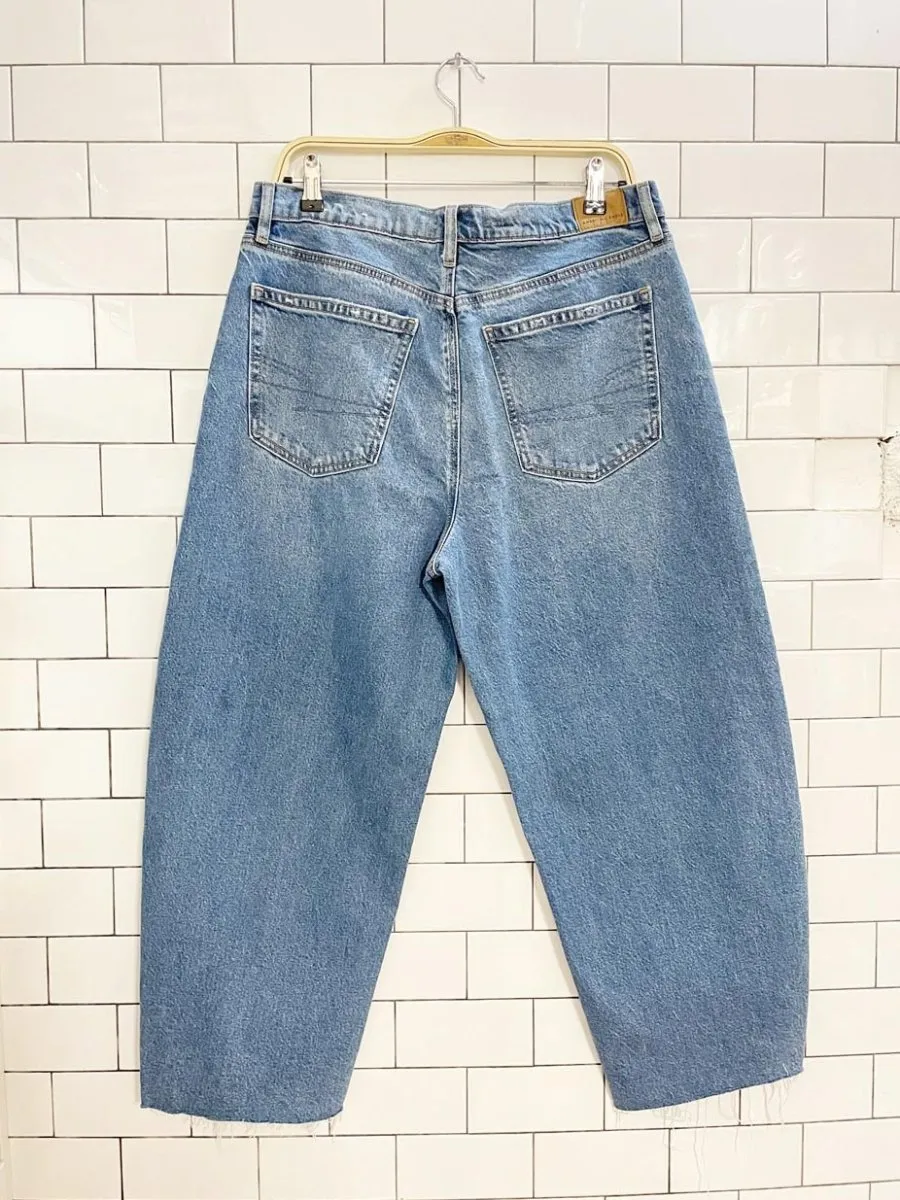 american eagle barrel leg jeans sold by Good Market Thrift Store product image thumbnail 3