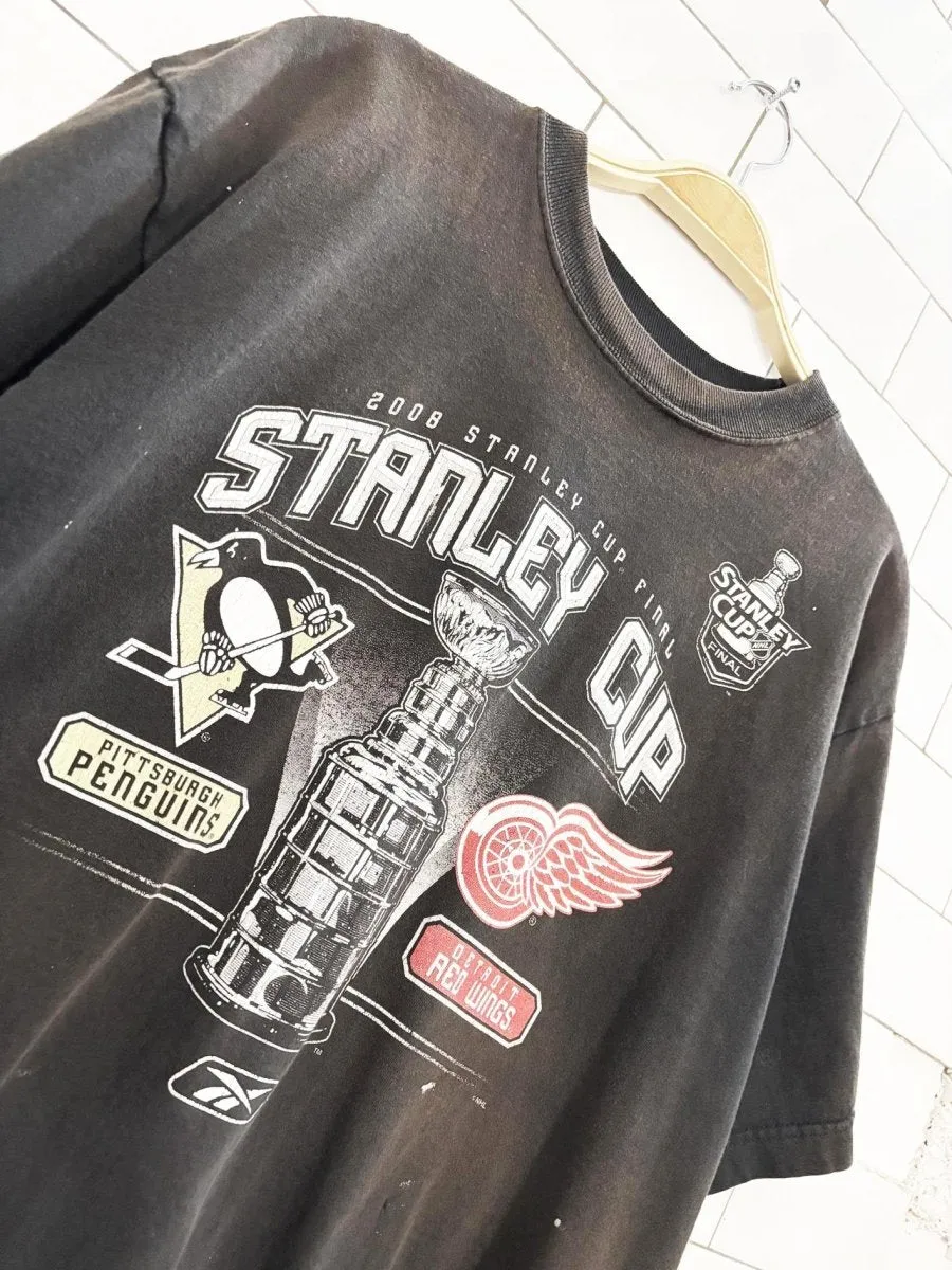 vintage 00s reebok penguins red wings stanley cup tee | NHL sold by Good Market Thrift Store product image thumbnail 2