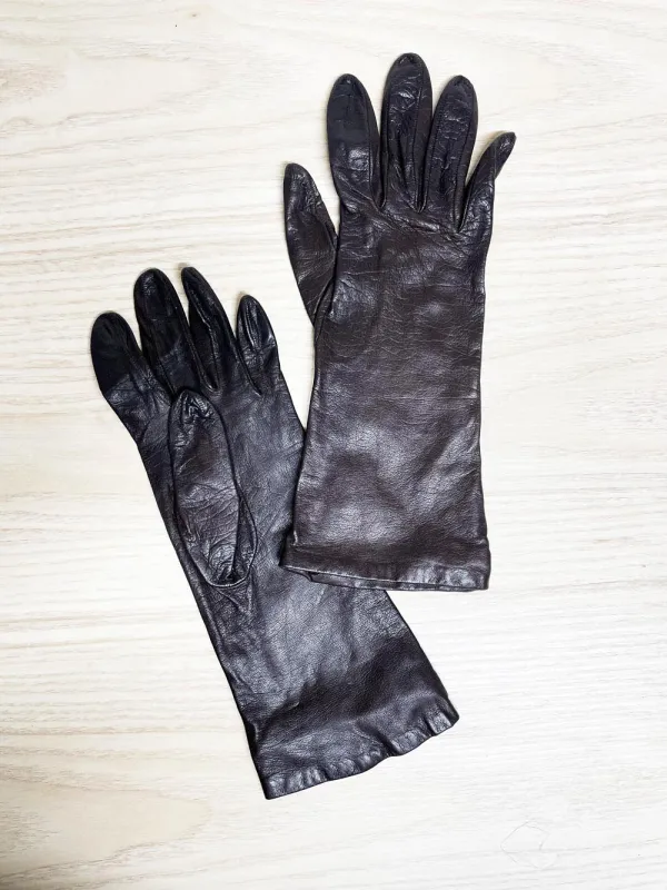 vintage holt renfrew butter leather gloves | silk lining sold by Good Market Thrift Store