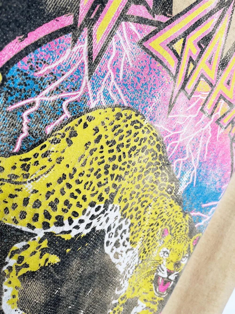 def leppard high n dry band tee | epic rights sold by Good Market Thrift Store product image thumbnail 2