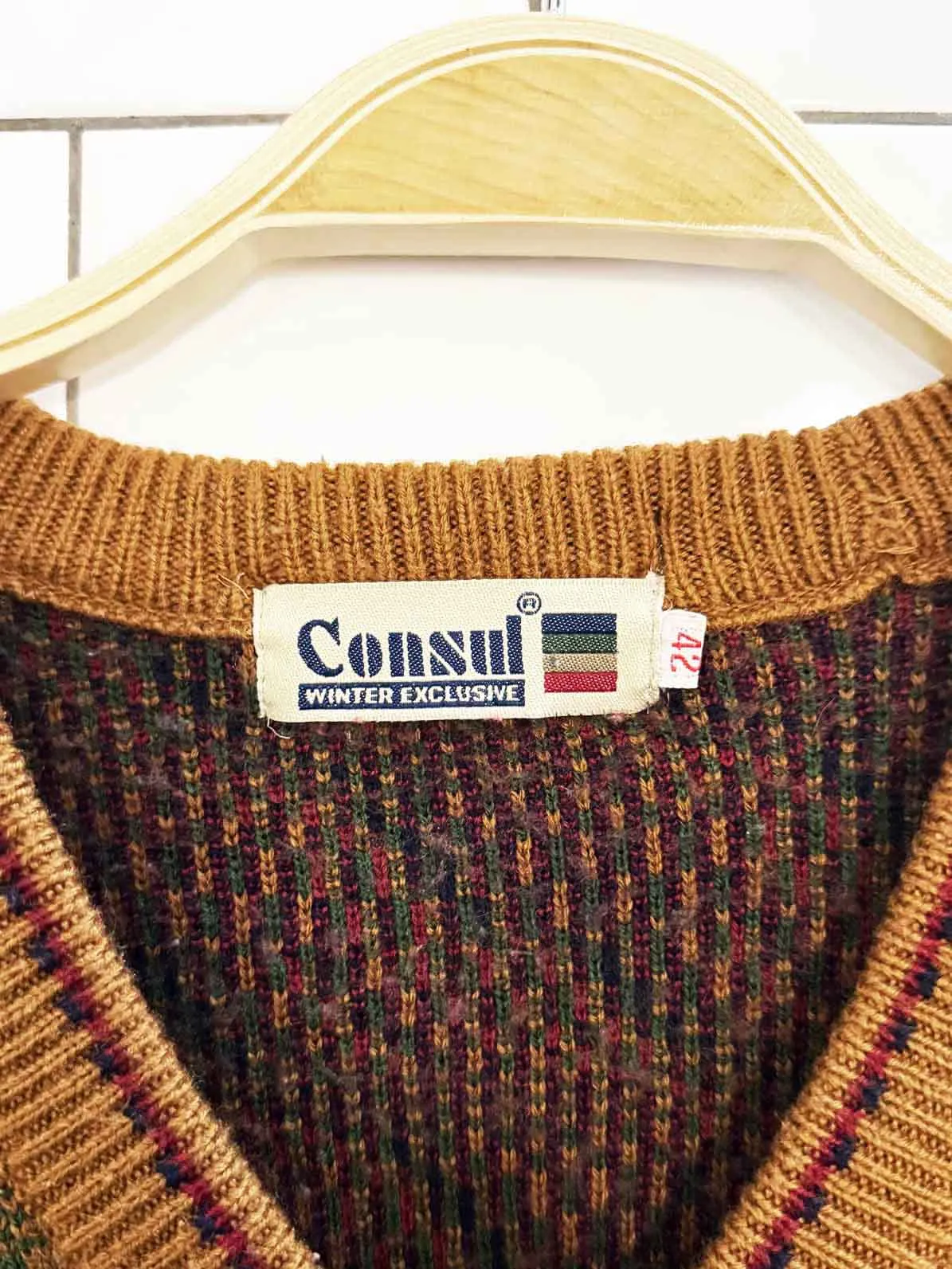 vintage 80s consul wave knit v-neck sweater sold by Good Market Thrift Store product image thumbnail 3