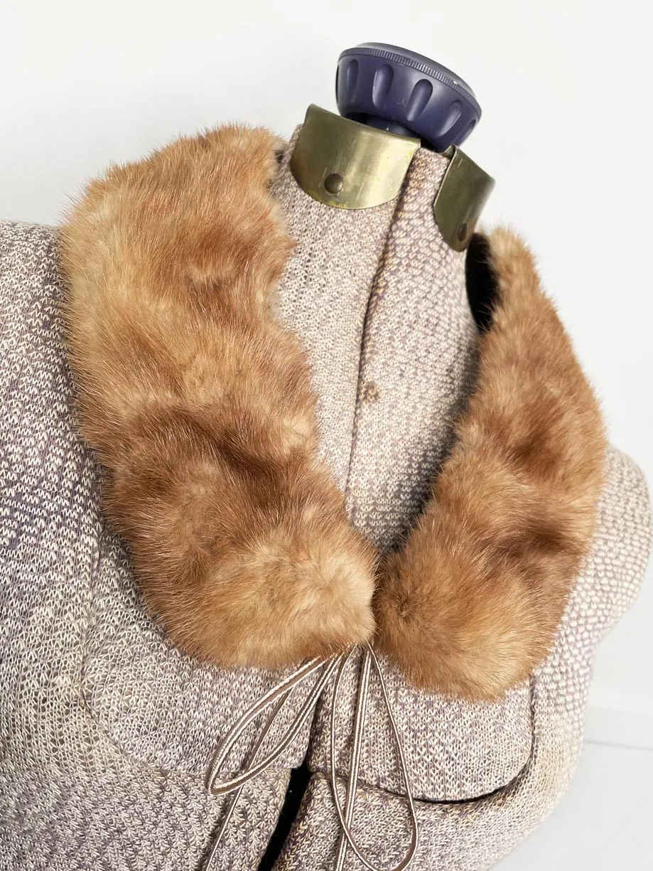vintage mink fur small peter pan collar sold by Good Market Thrift Store product image thumbnail 3