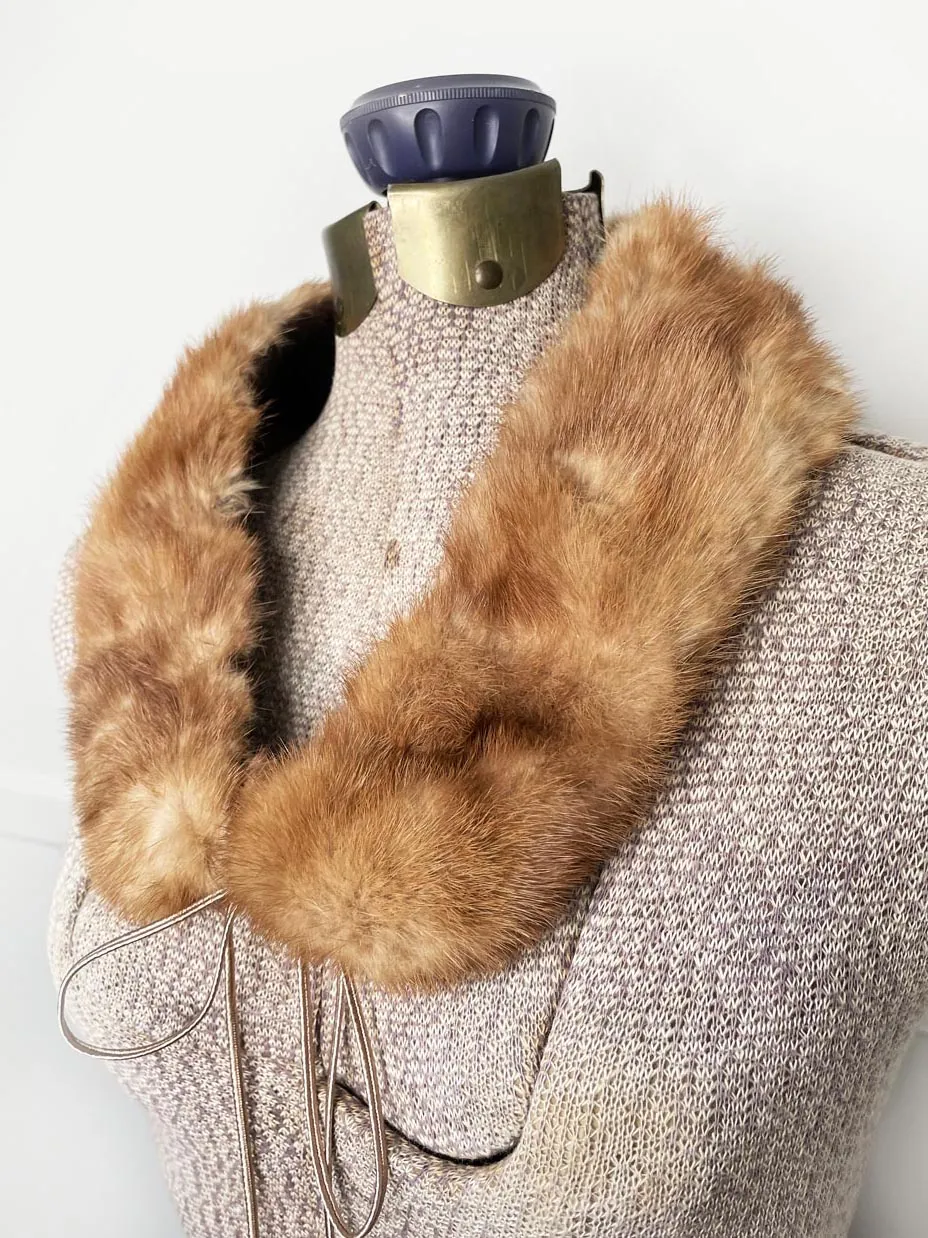 vintage mink fur small peter pan collar sold by Good Market Thrift Store product image thumbnail 4