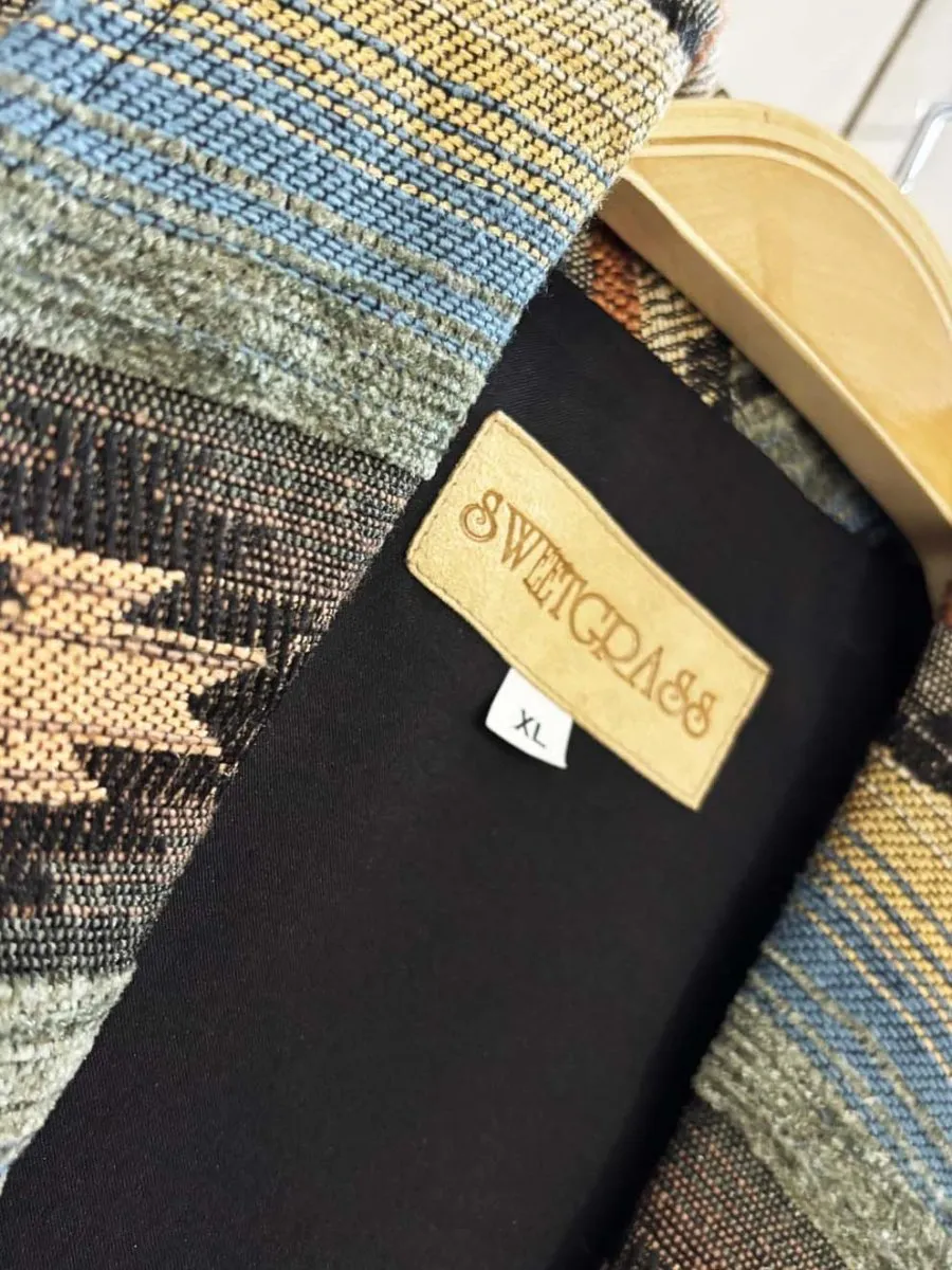 vintage sweetgrass concho western woven vest sold by Good Market Thrift Store product image thumbnail 4