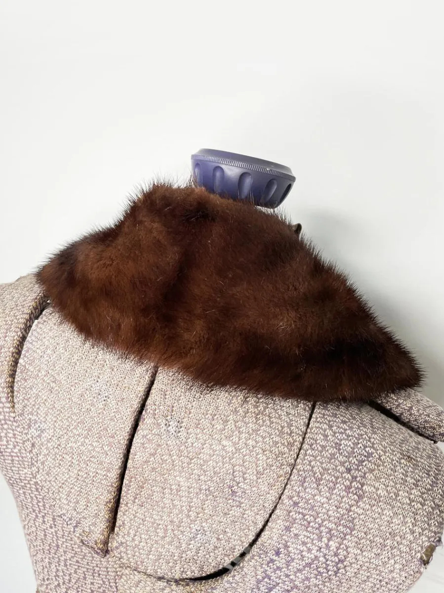 vintage mink fur stole tie collar sold by Good Market Thrift Store product image thumbnail 4