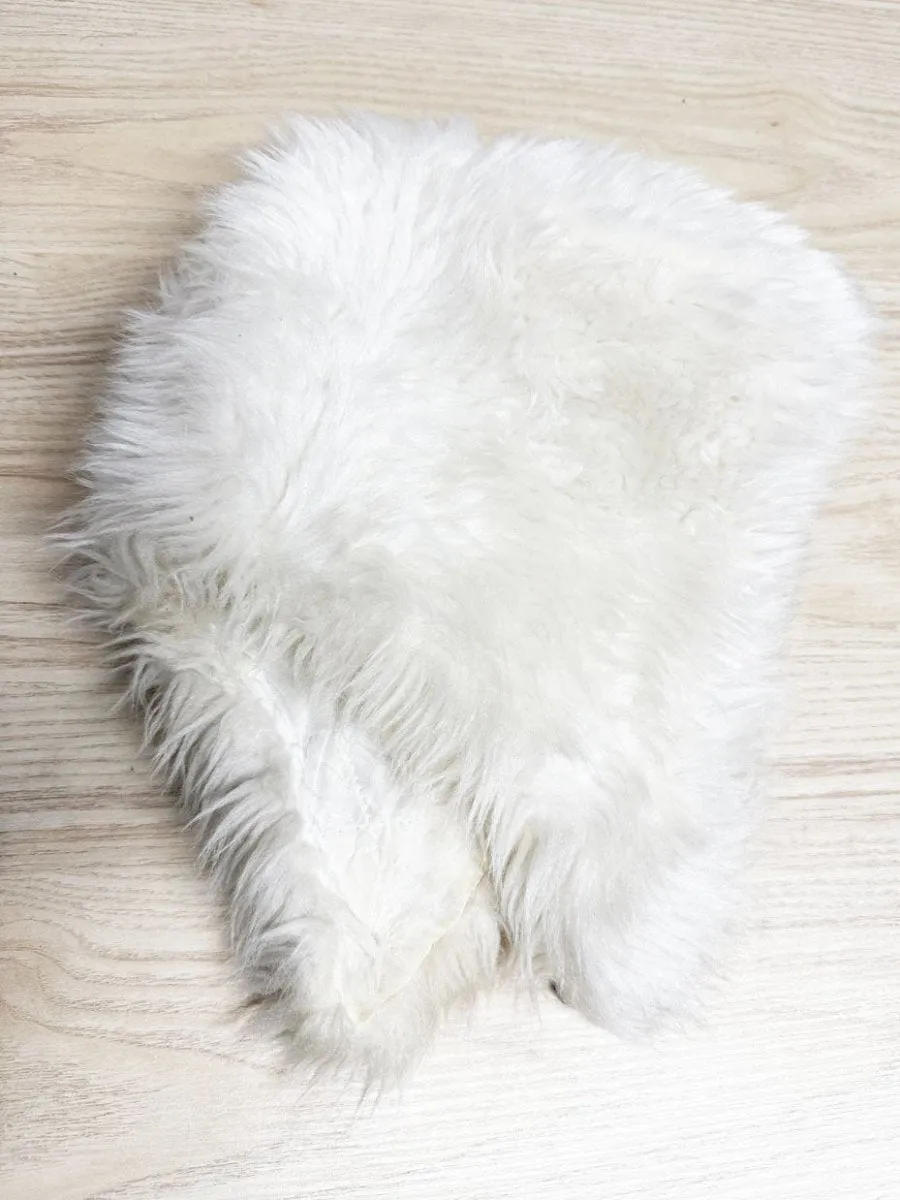 vintage faux fur fluffy shell button hat sold by Good Market Thrift Store product image thumbnail 4