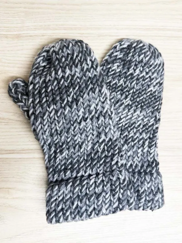 hand-knit chunky mittens sold by Good Market Thrift Store