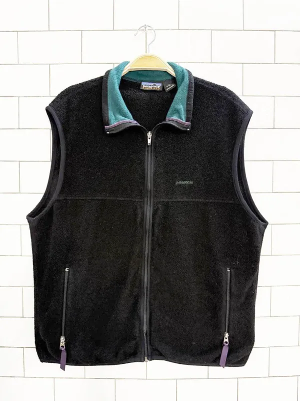 vintage patagonia synchilla fleece full zip vest sold by Good Market Thrift Store