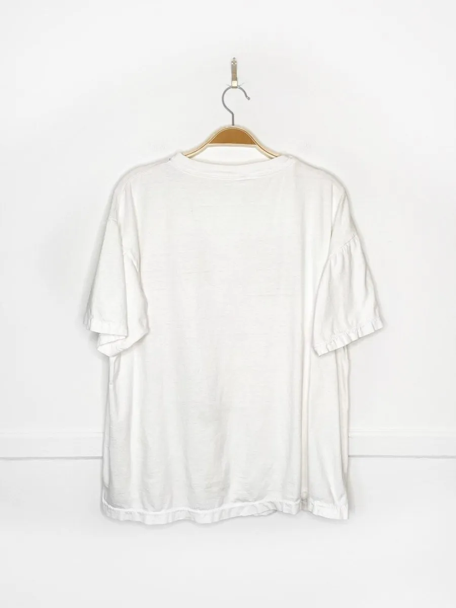 vintage glitter santa graphic tee sold by Good Market Thrift Store product image thumbnail 4