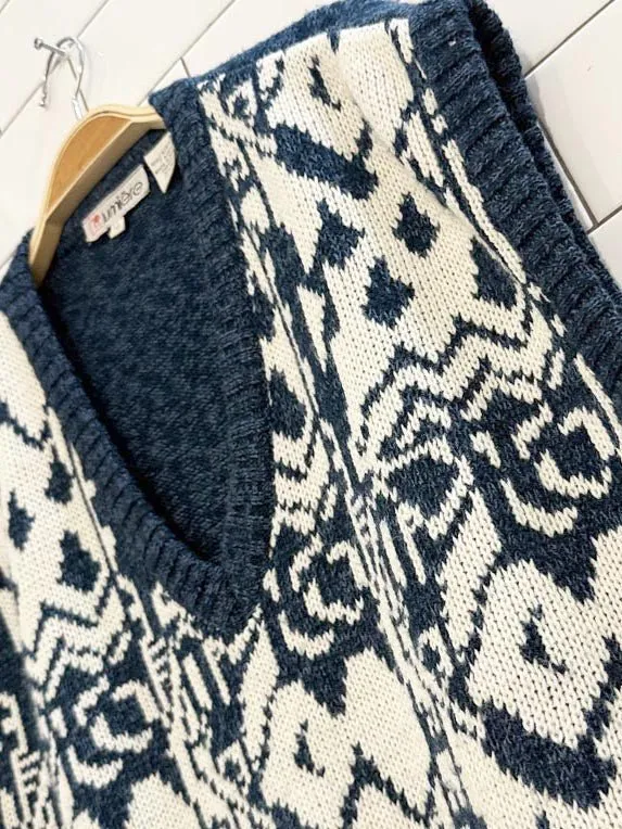 vintage lumiēre abstract knit sweater vest sold by Good Market Thrift Store product image thumbnail 2