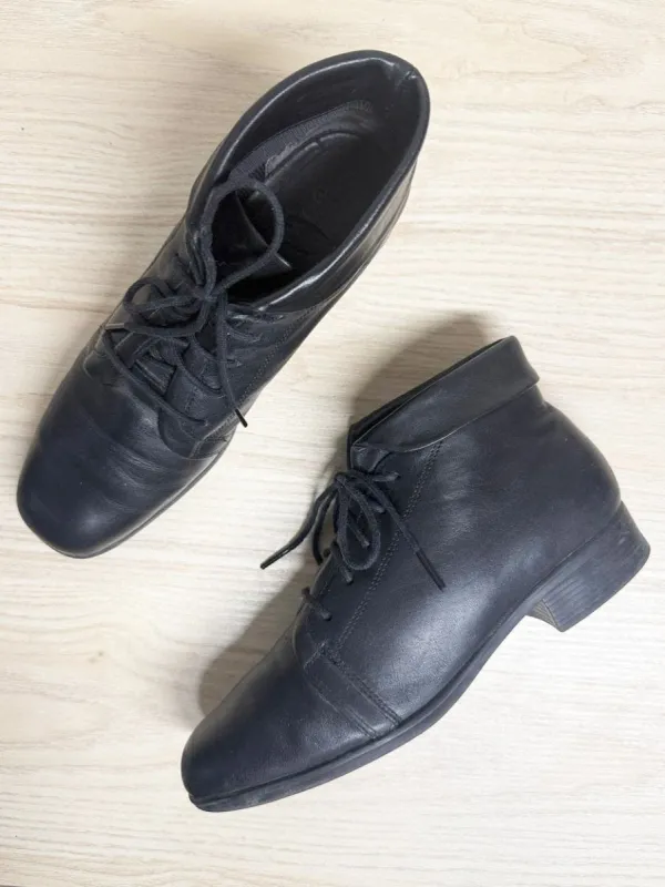 vintage st johns bay leather square toe collared lace up boots sold by Good Market Thrift Store