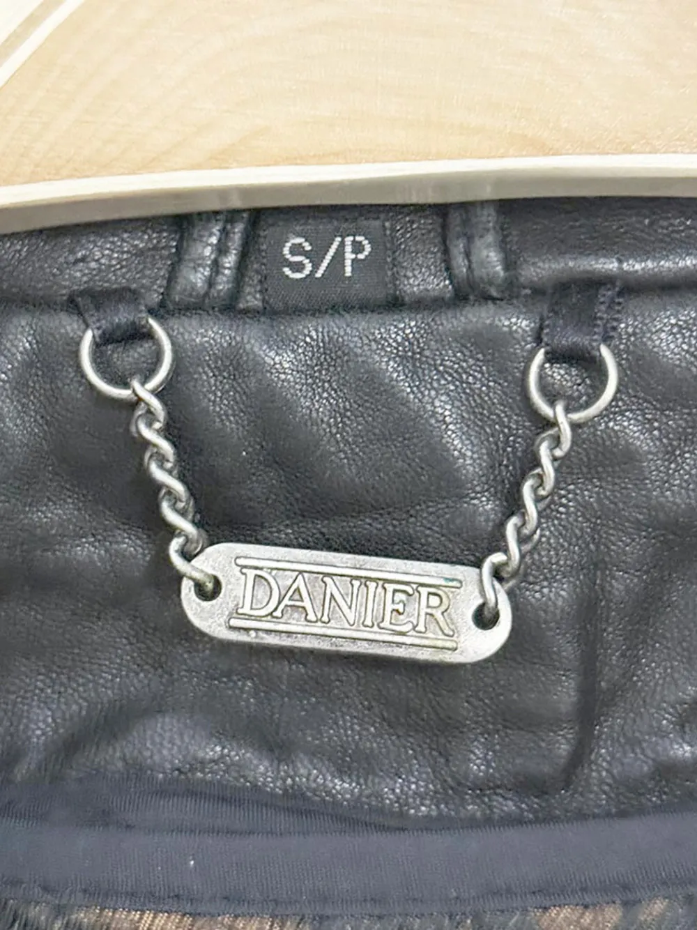 vintage danier full button oversized butter leather jacket | thinsulated lining sold by Good Market Thrift Store product image thumbnail 4